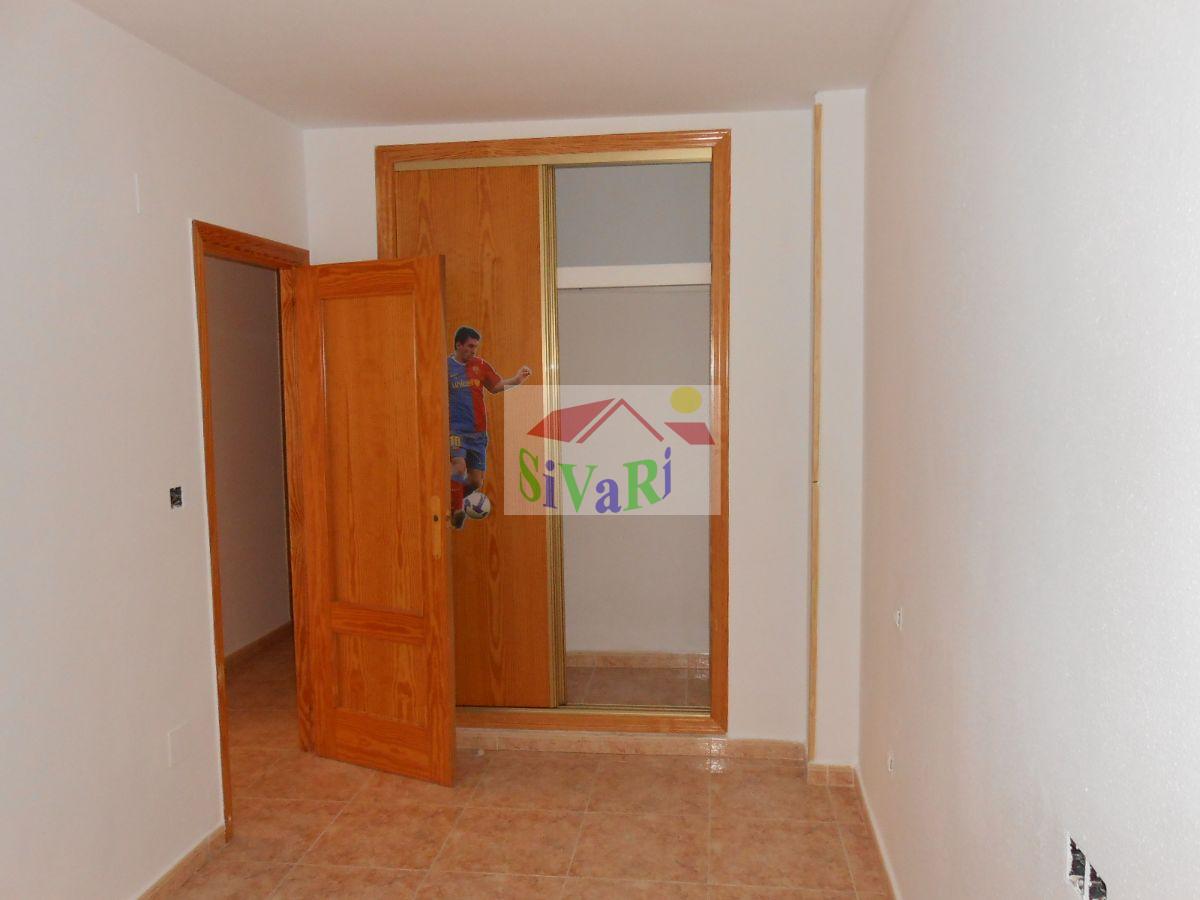 For sale of flat in Abarán