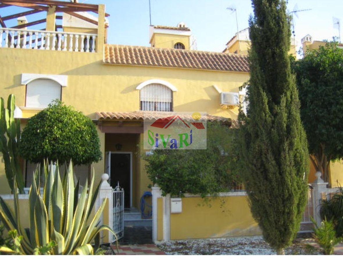 For sale of house in Los Alcázares