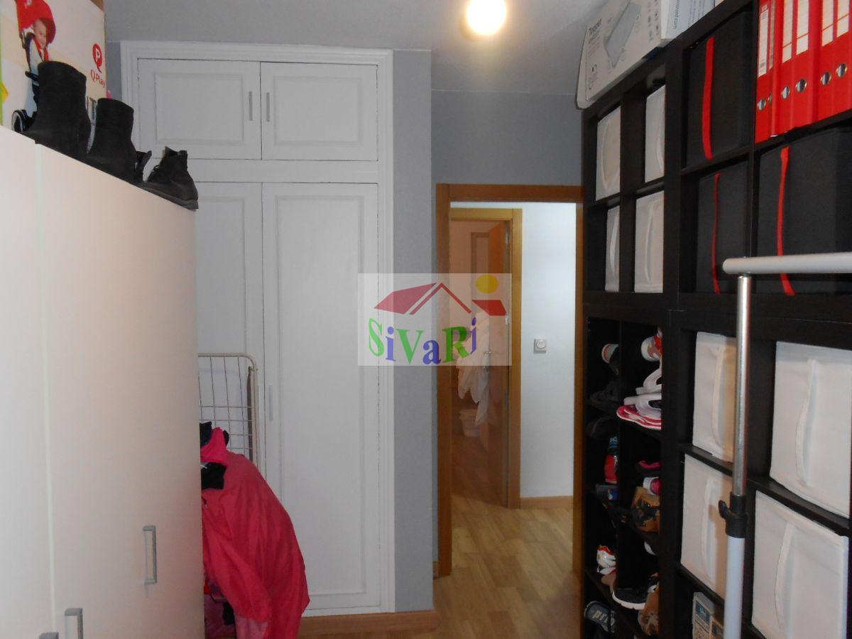 For sale of flat in Abarán