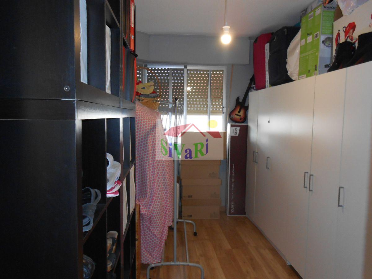 For sale of flat in Abarán