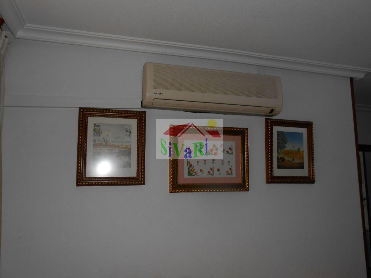 For sale of flat in Abarán