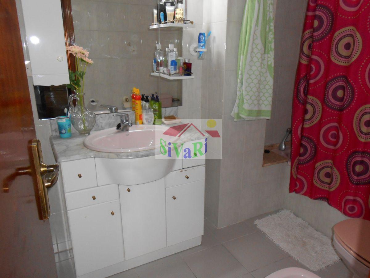 For sale of flat in Abarán