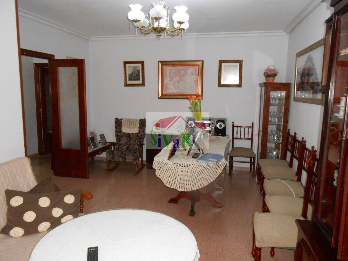 For sale of flat in Abarán