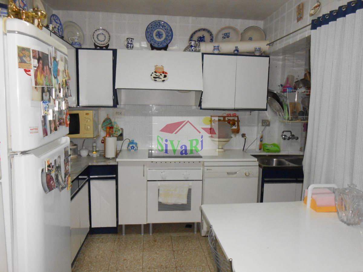 For sale of flat in Abarán