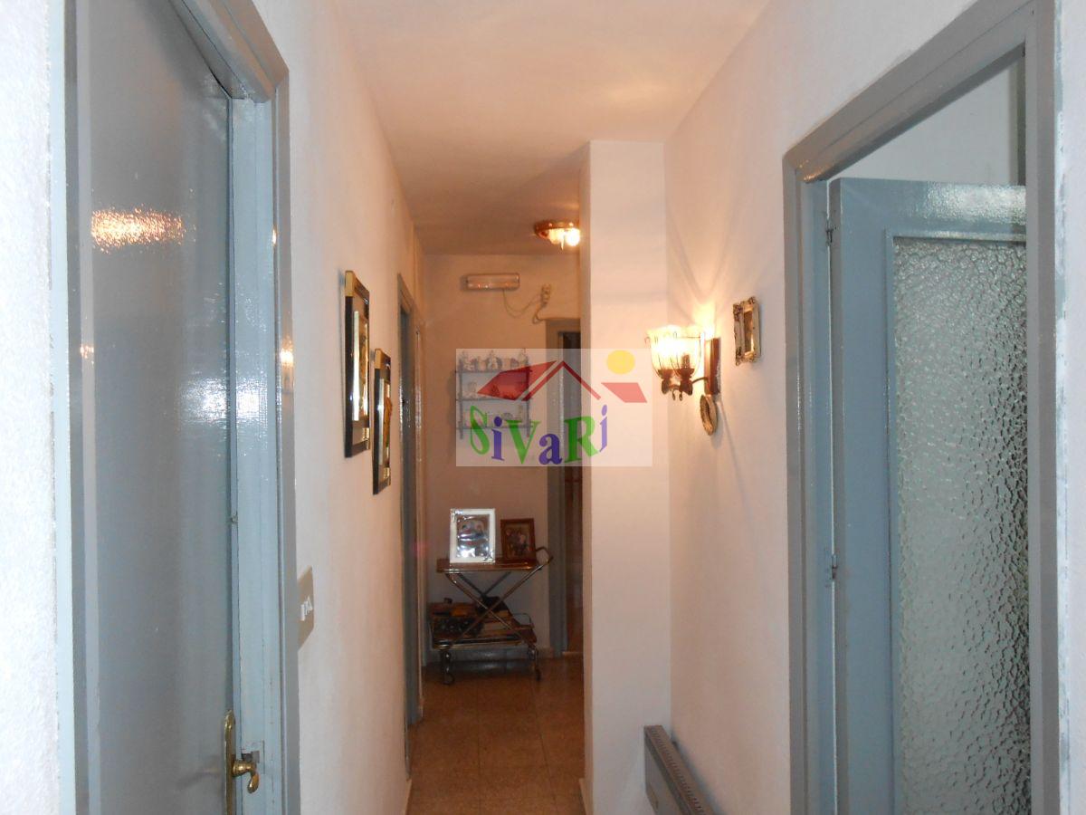 For sale of flat in Abarán