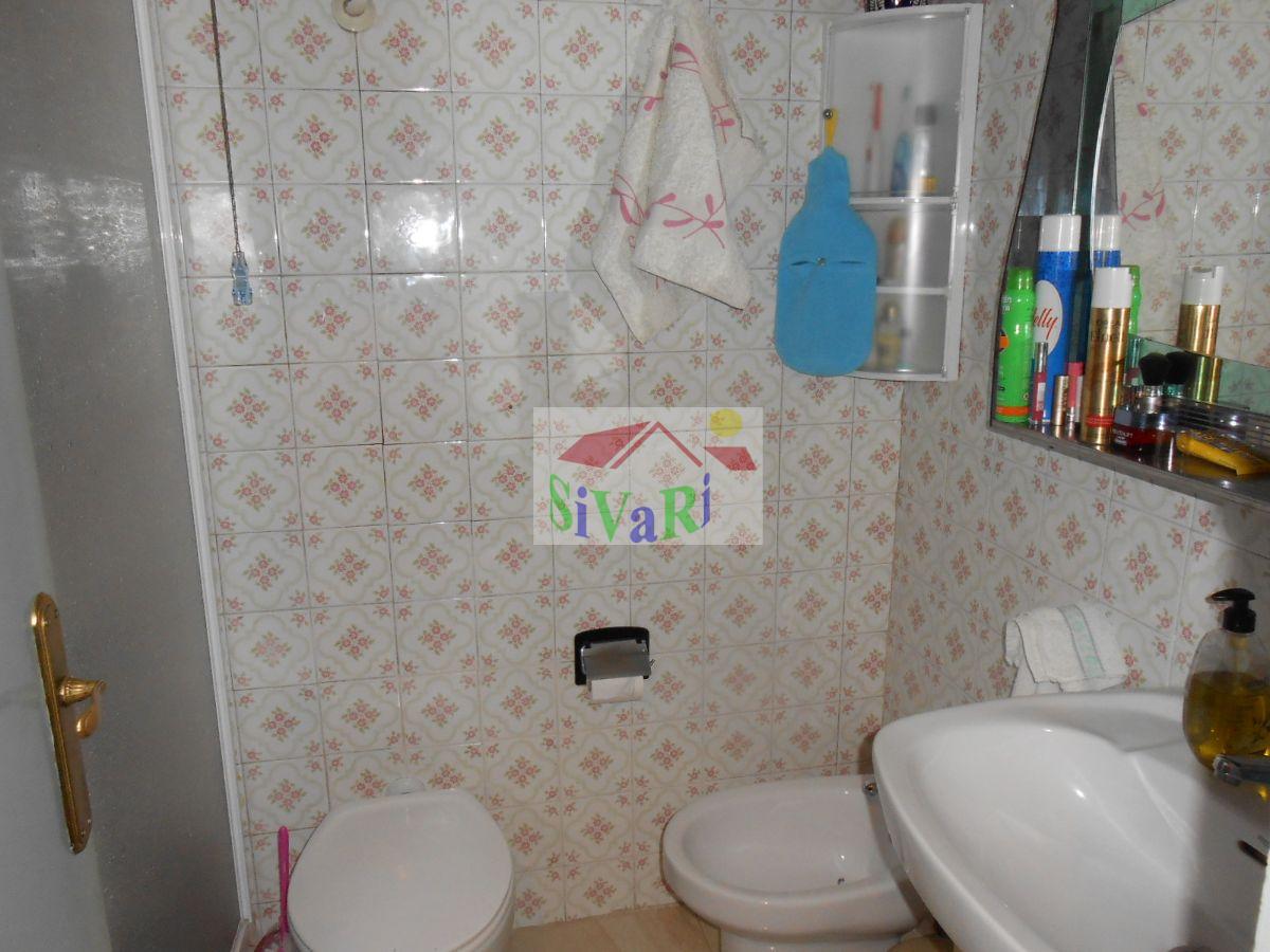 For sale of flat in Abarán