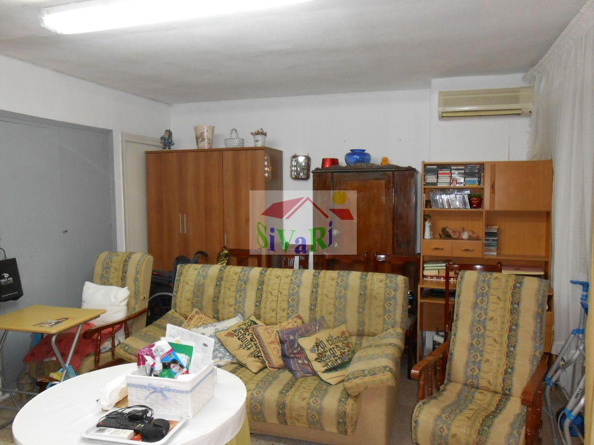 For sale of flat in Abarán