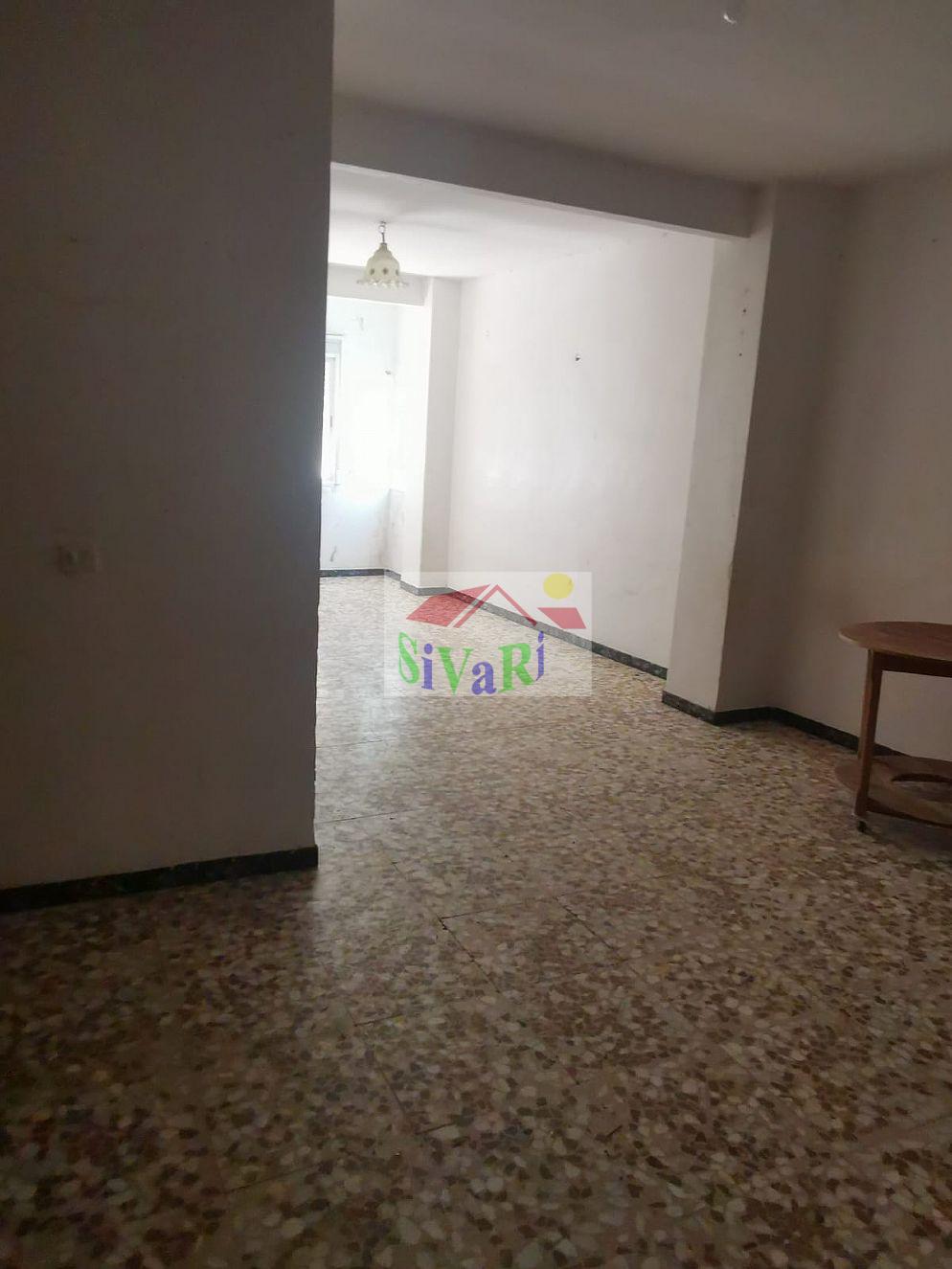For sale of flat in Abarán