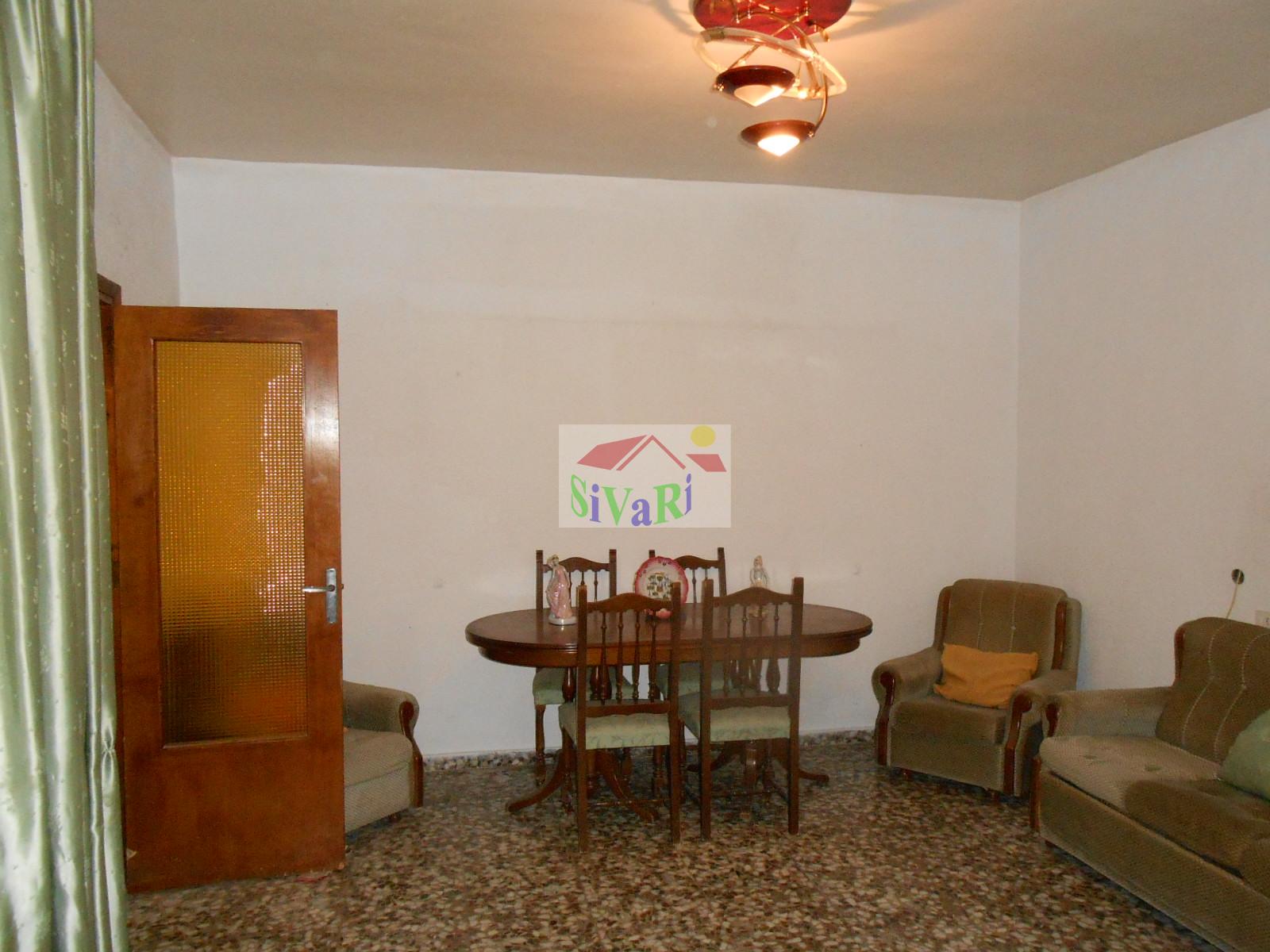 For sale of house in Abarán