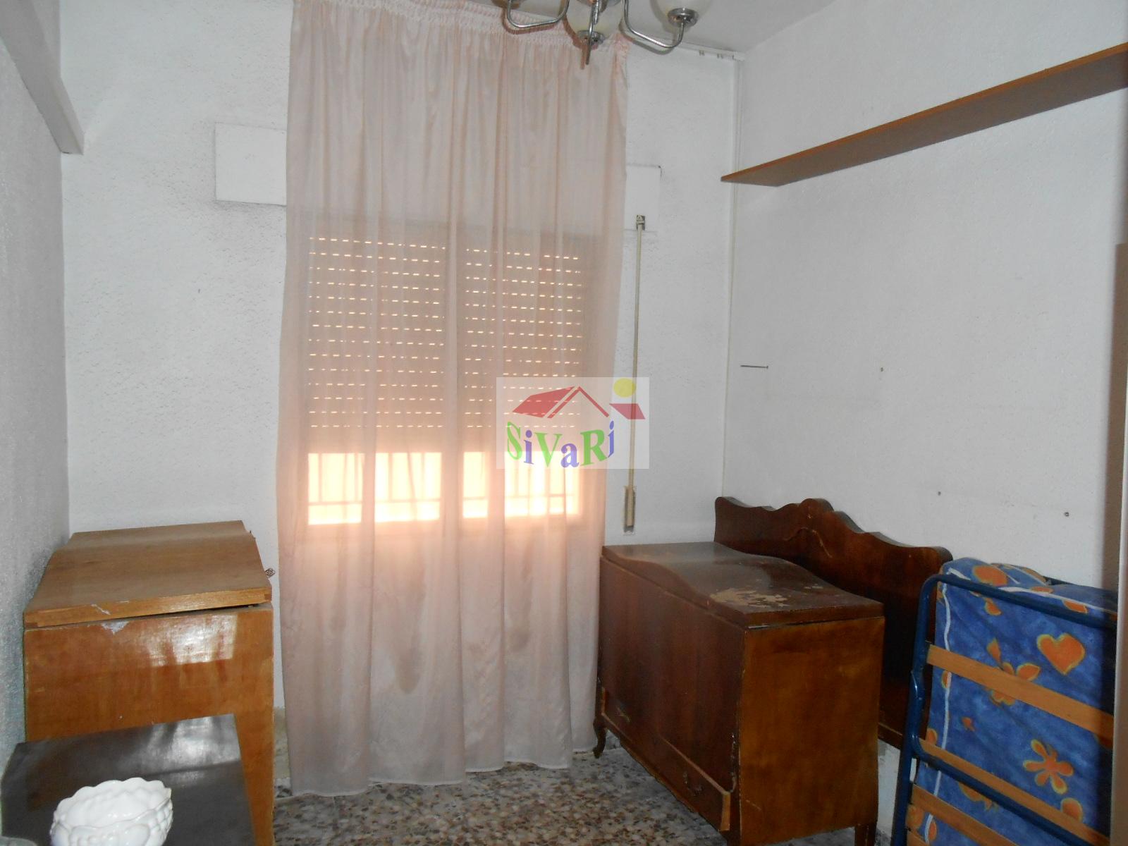 For sale of house in Abarán