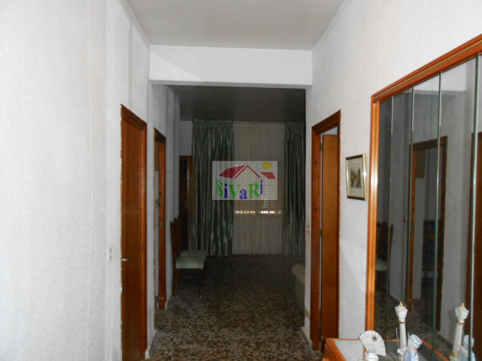 For sale of house in Abarán