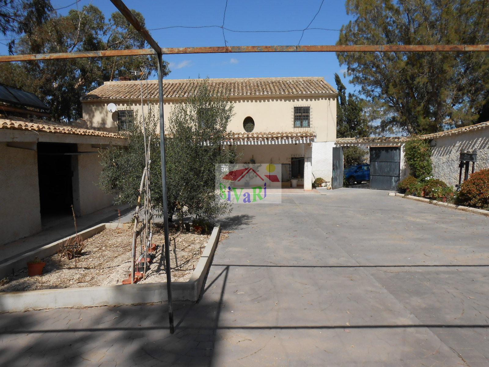 Venta de chalet en Abarán