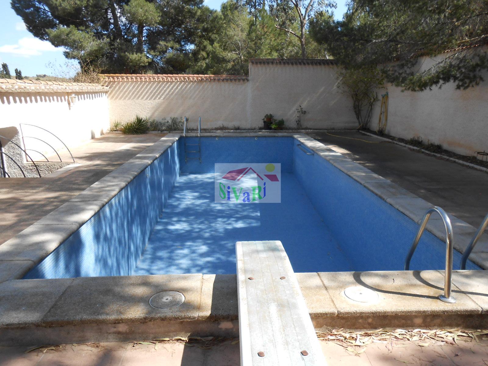 For sale of chalet in Abarán