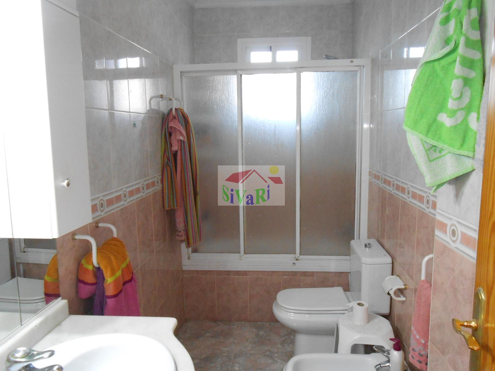 For sale of flat in Abarán