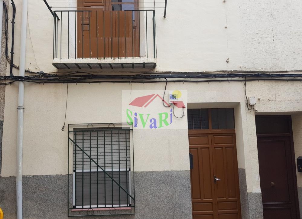 For sale of house in Abarán