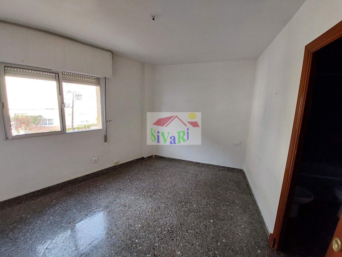 For sale of flat in Blanca