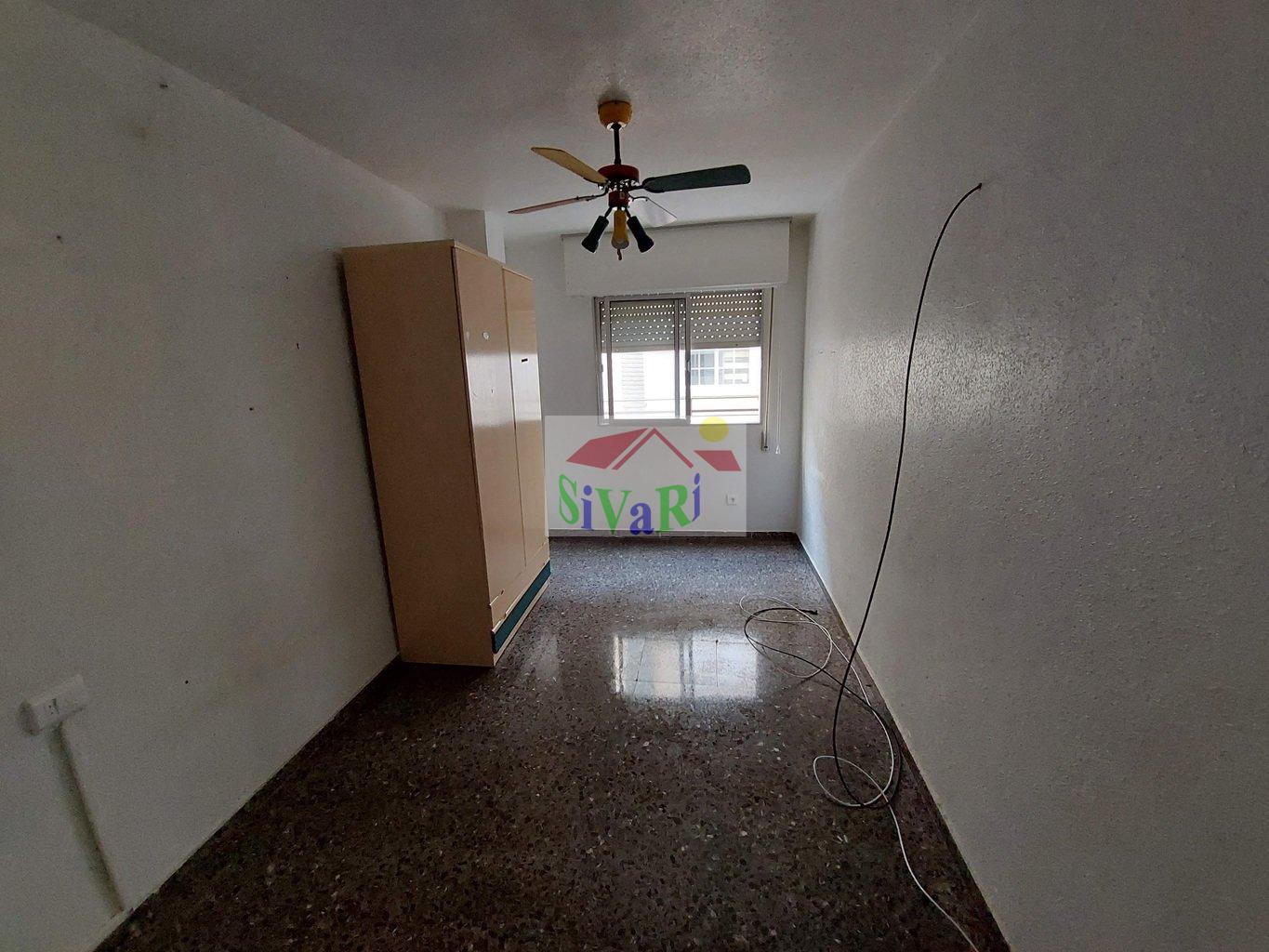 For sale of flat in Blanca