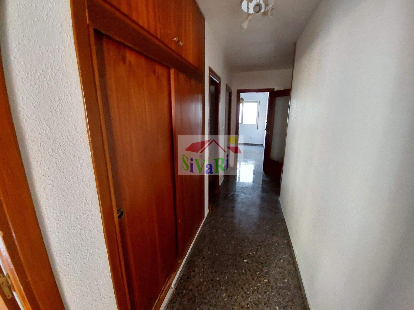 For sale of flat in Blanca