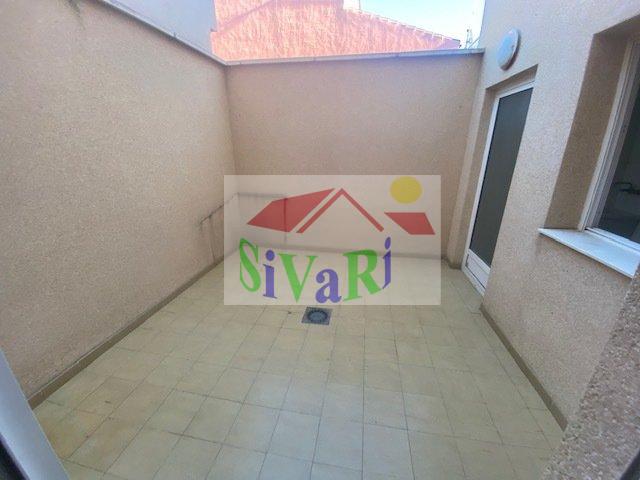 For sale of duplex in Blanca