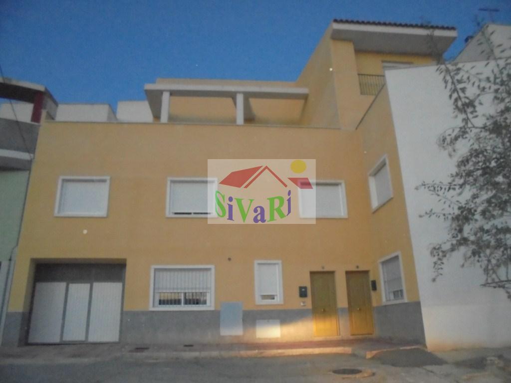 For sale of duplex in Blanca