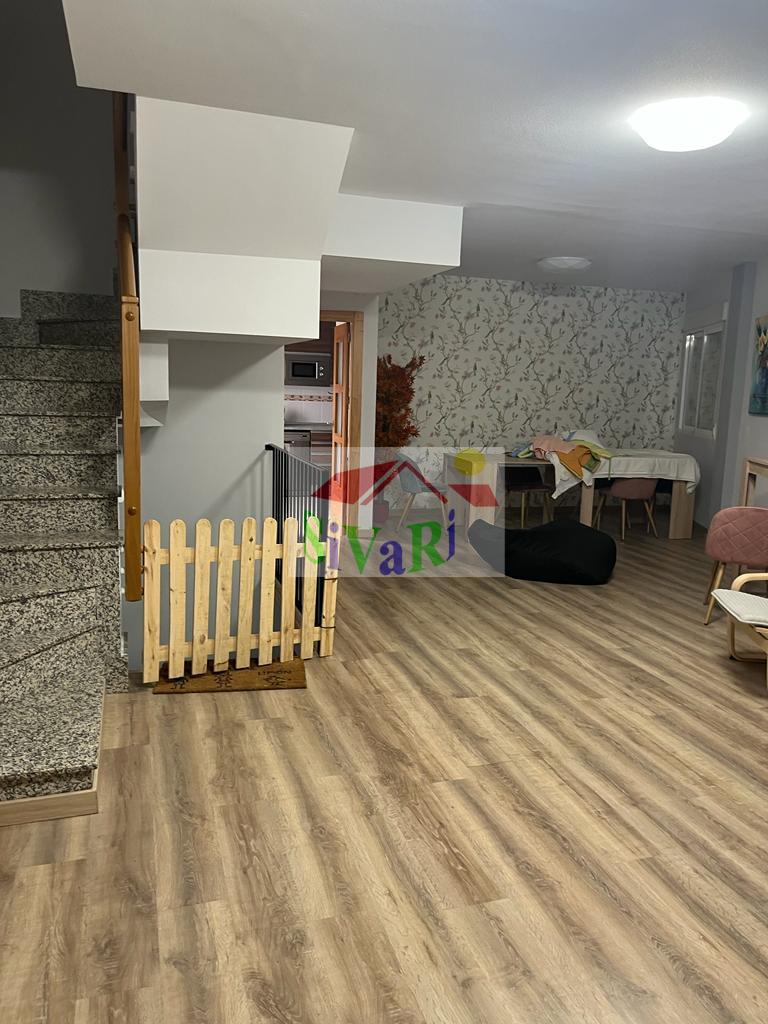For sale of duplex in Blanca