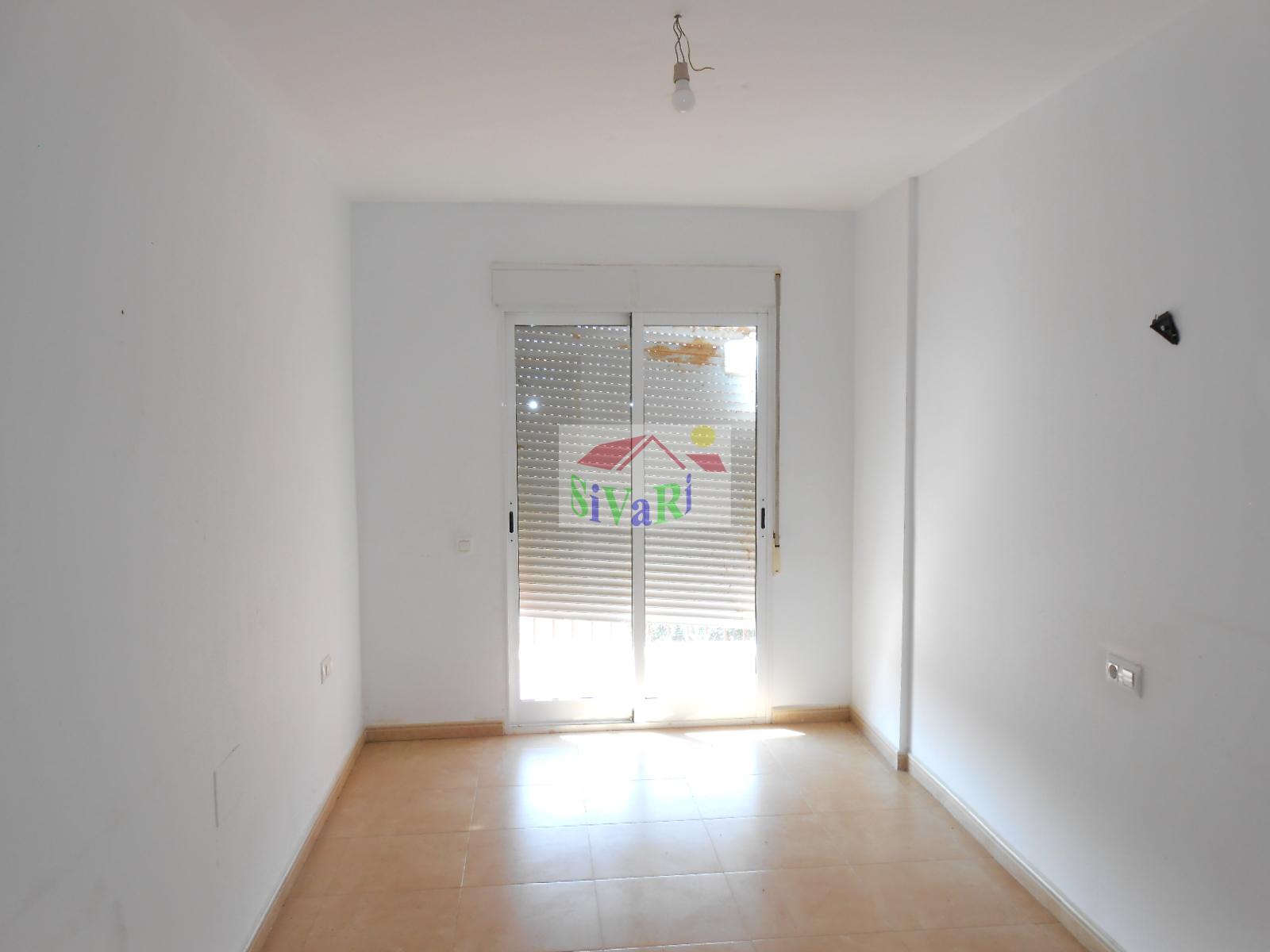 For sale of duplex in Abarán