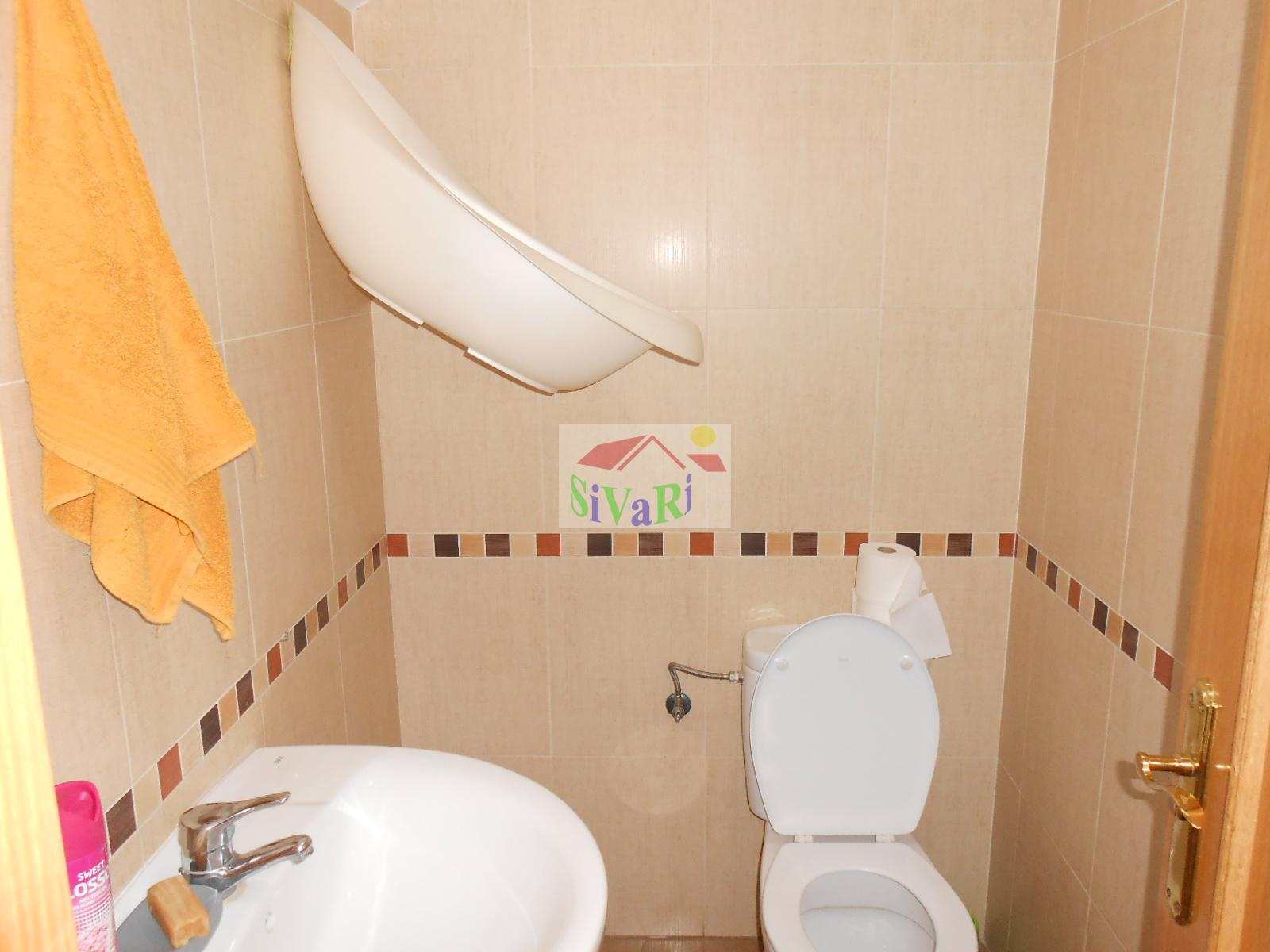 For sale of flat in Abarán