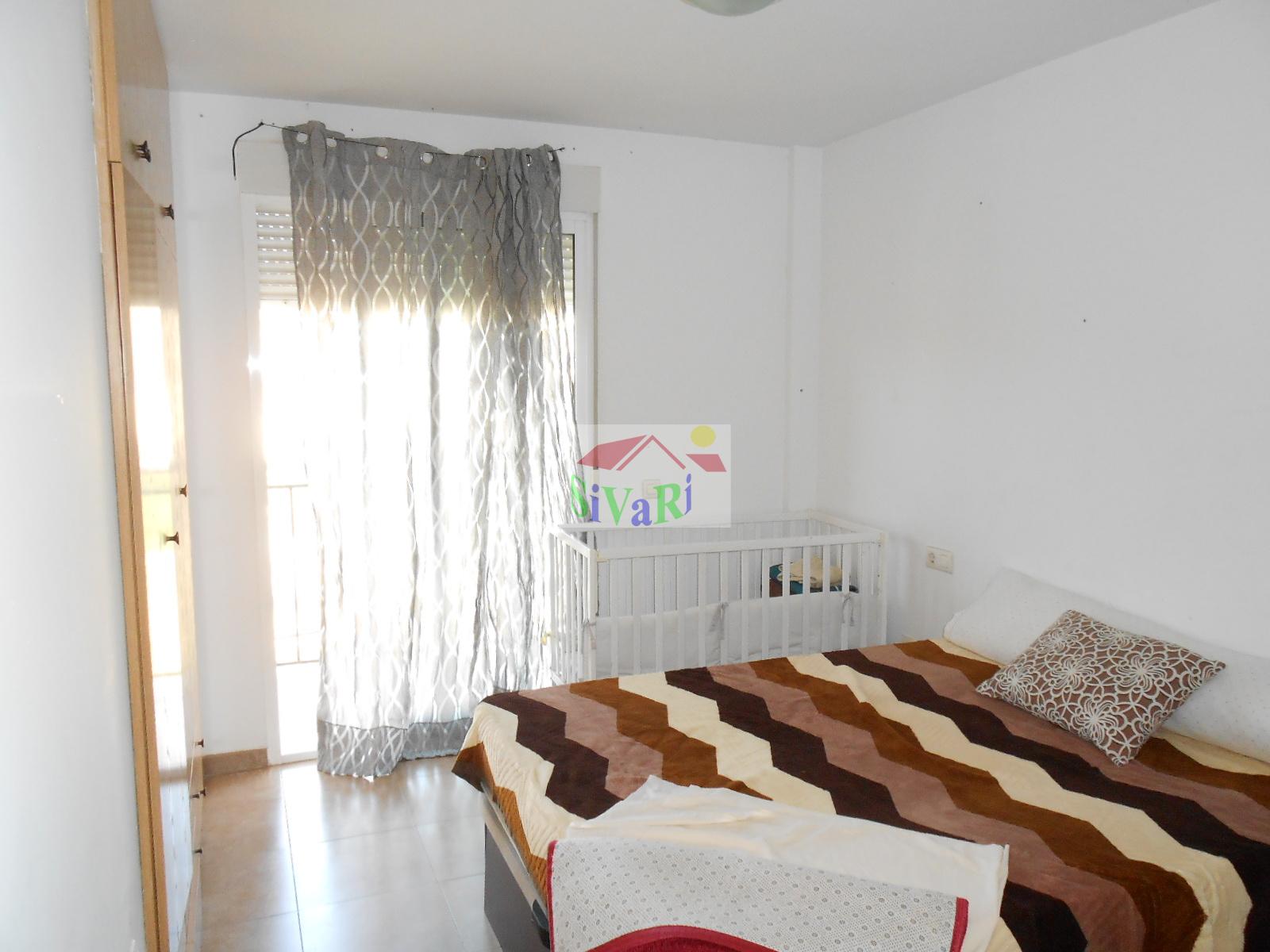 For sale of flat in Abarán