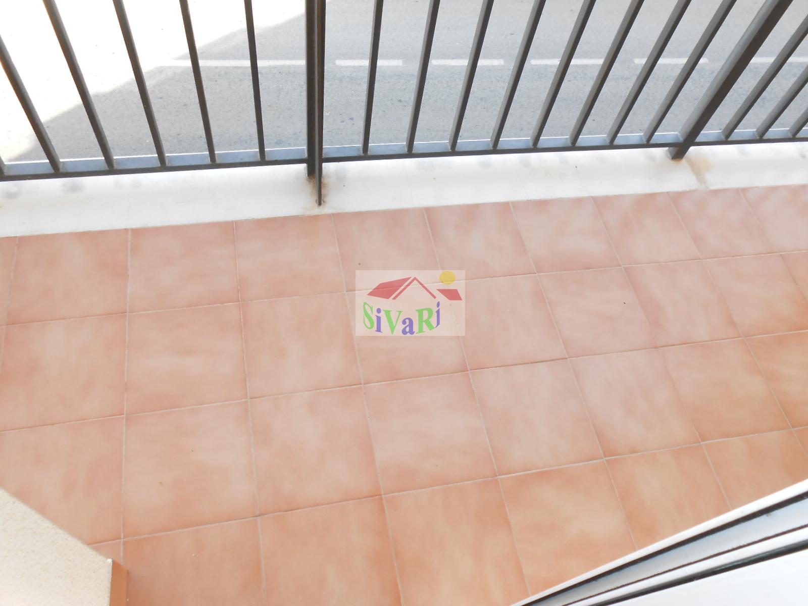 For sale of flat in Abarán
