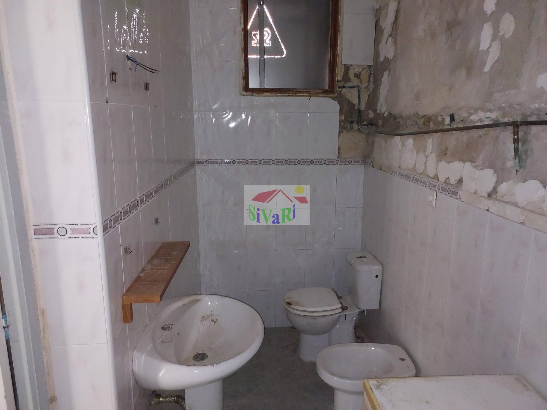 For sale of house in Ulea