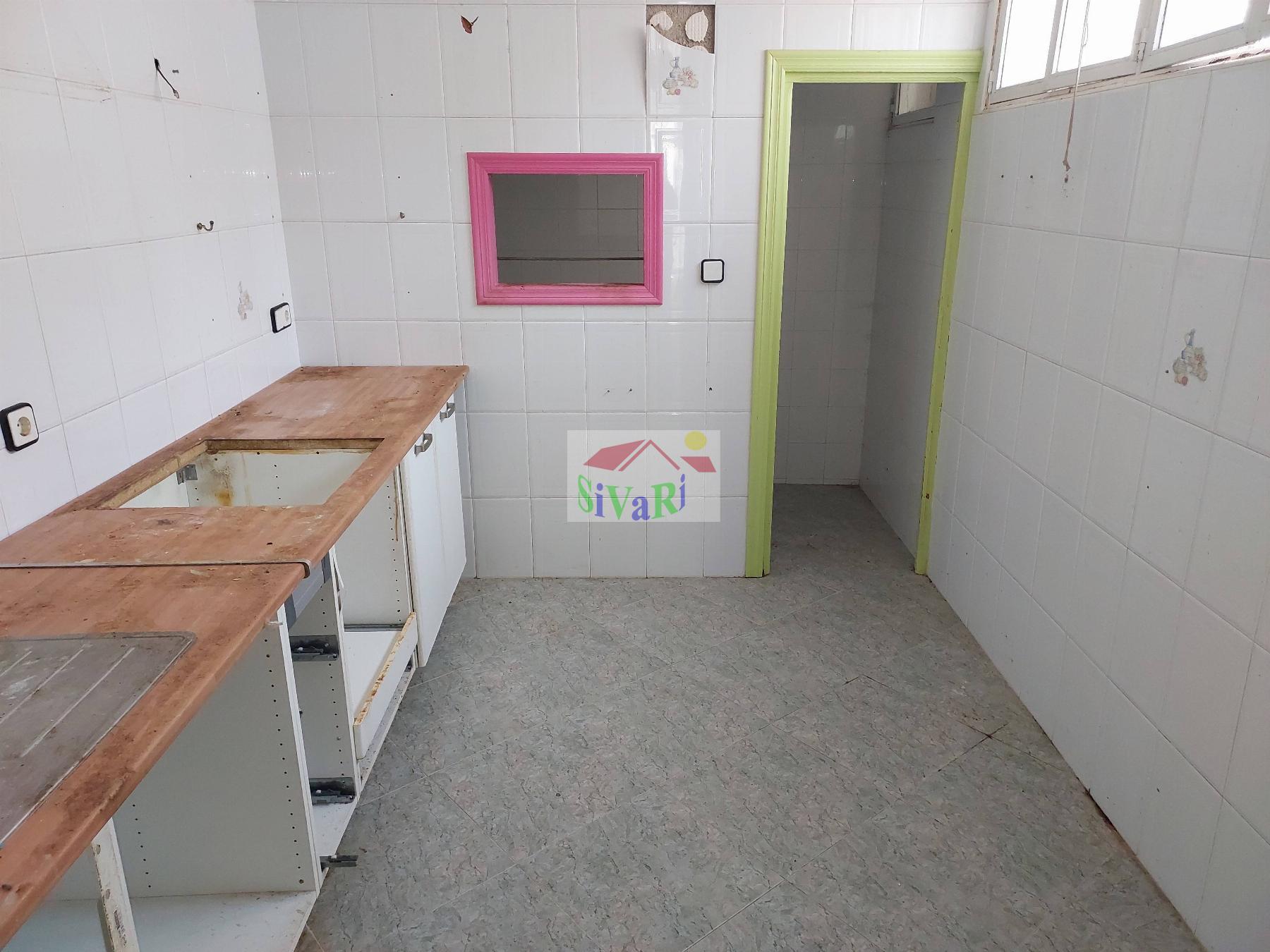 For sale of house in Ulea