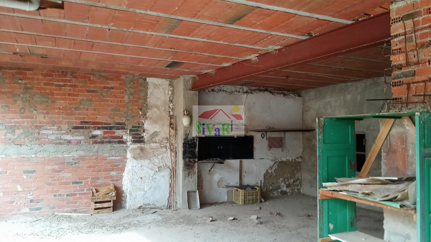 For sale of flat in Abarán