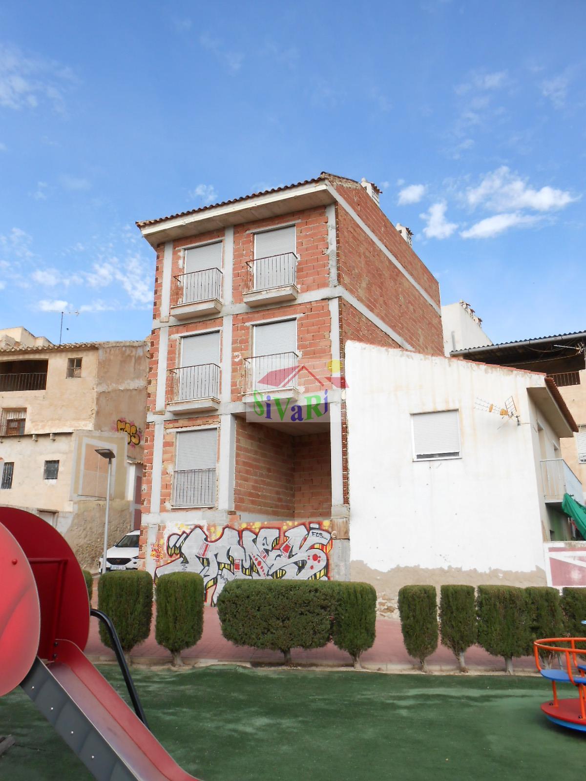 For sale of building in Ricote