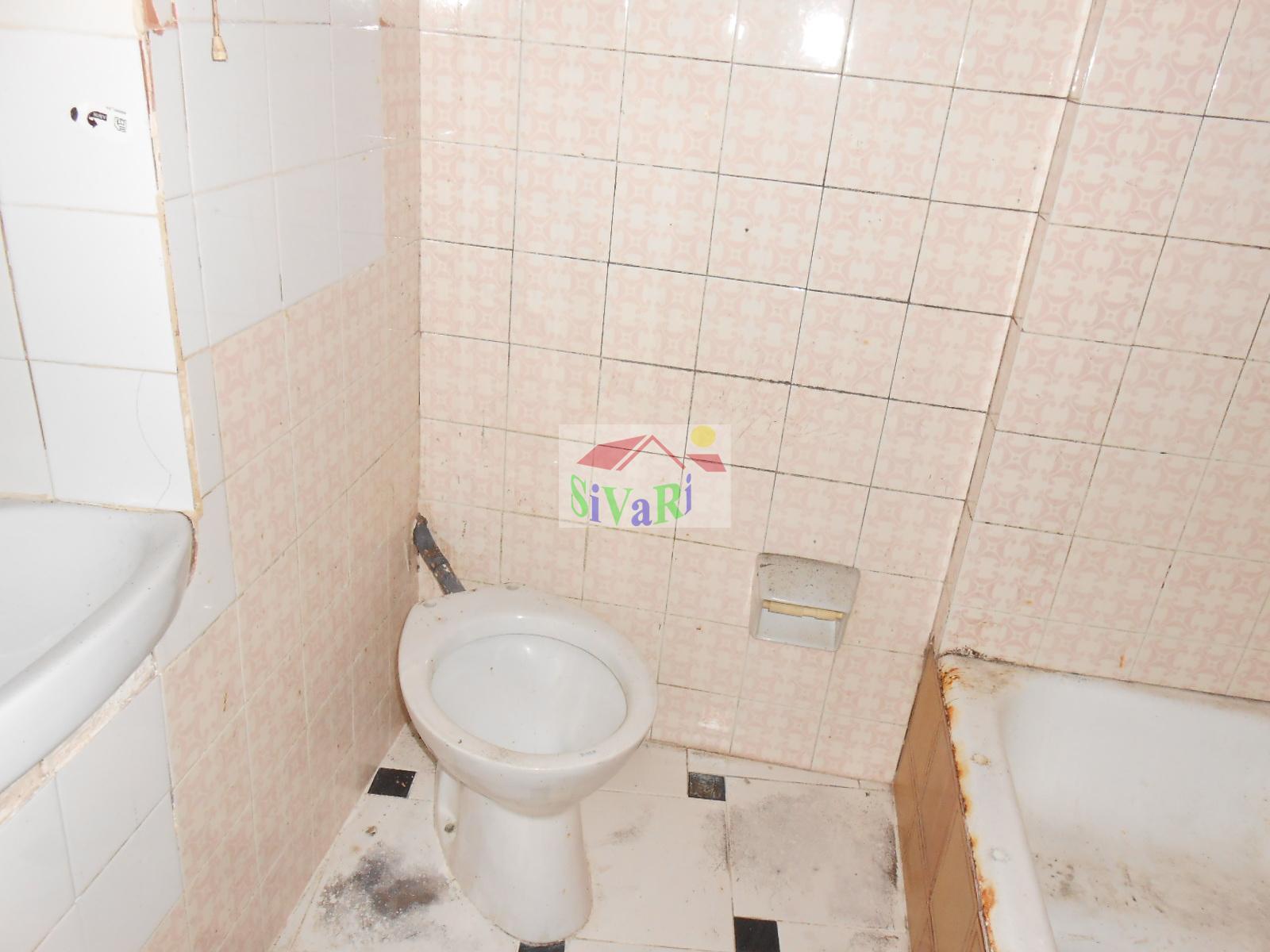 For sale of house in Abarán