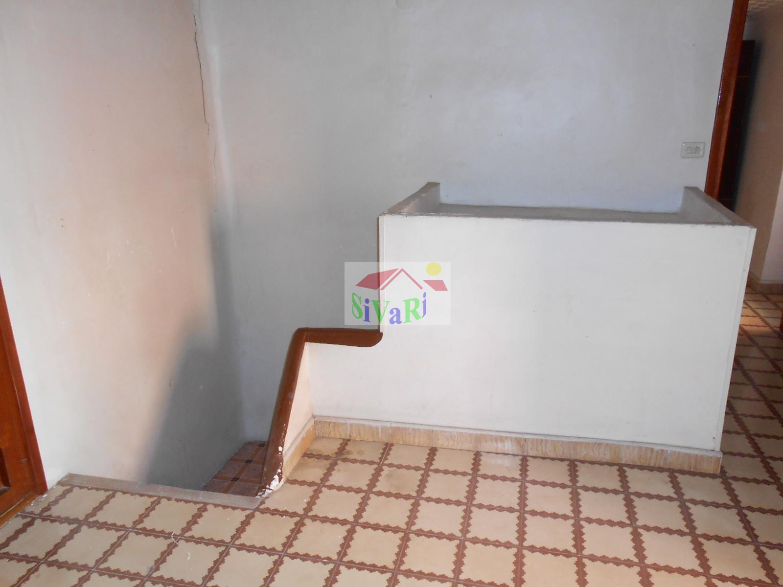 For sale of house in Abarán