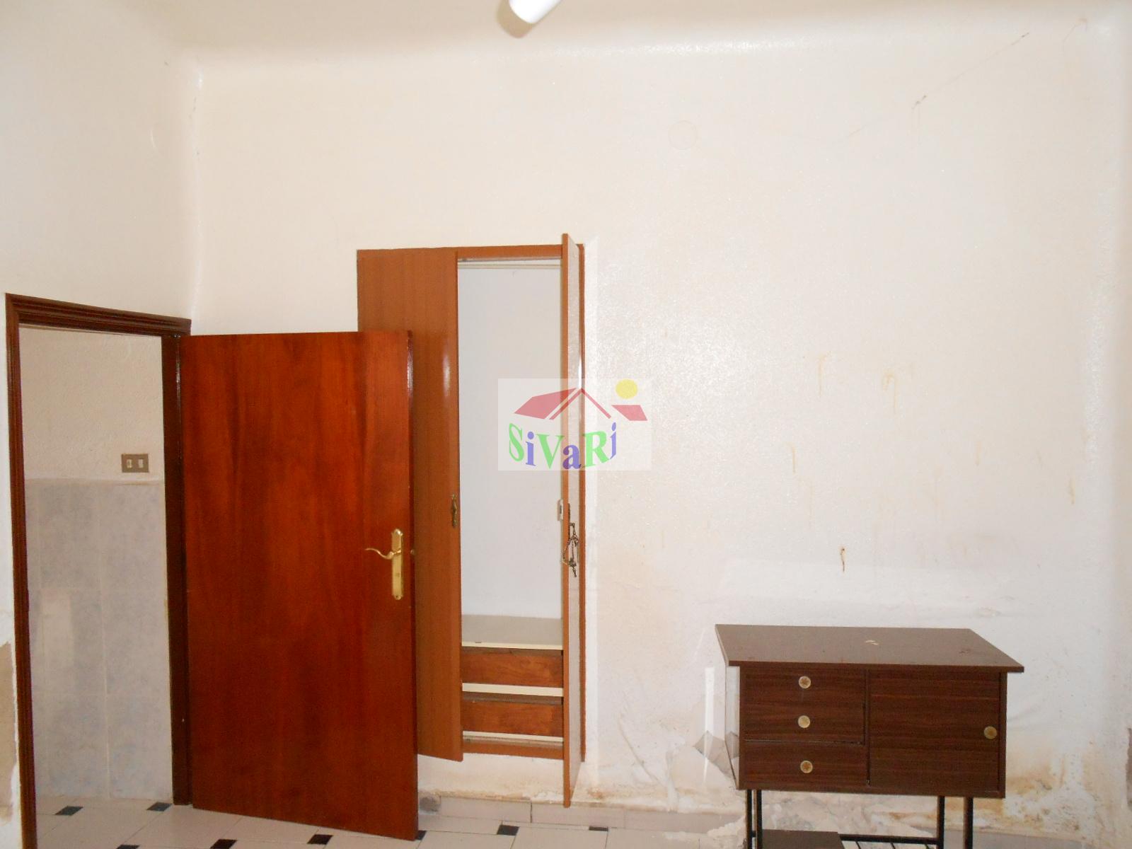 For sale of house in Abarán
