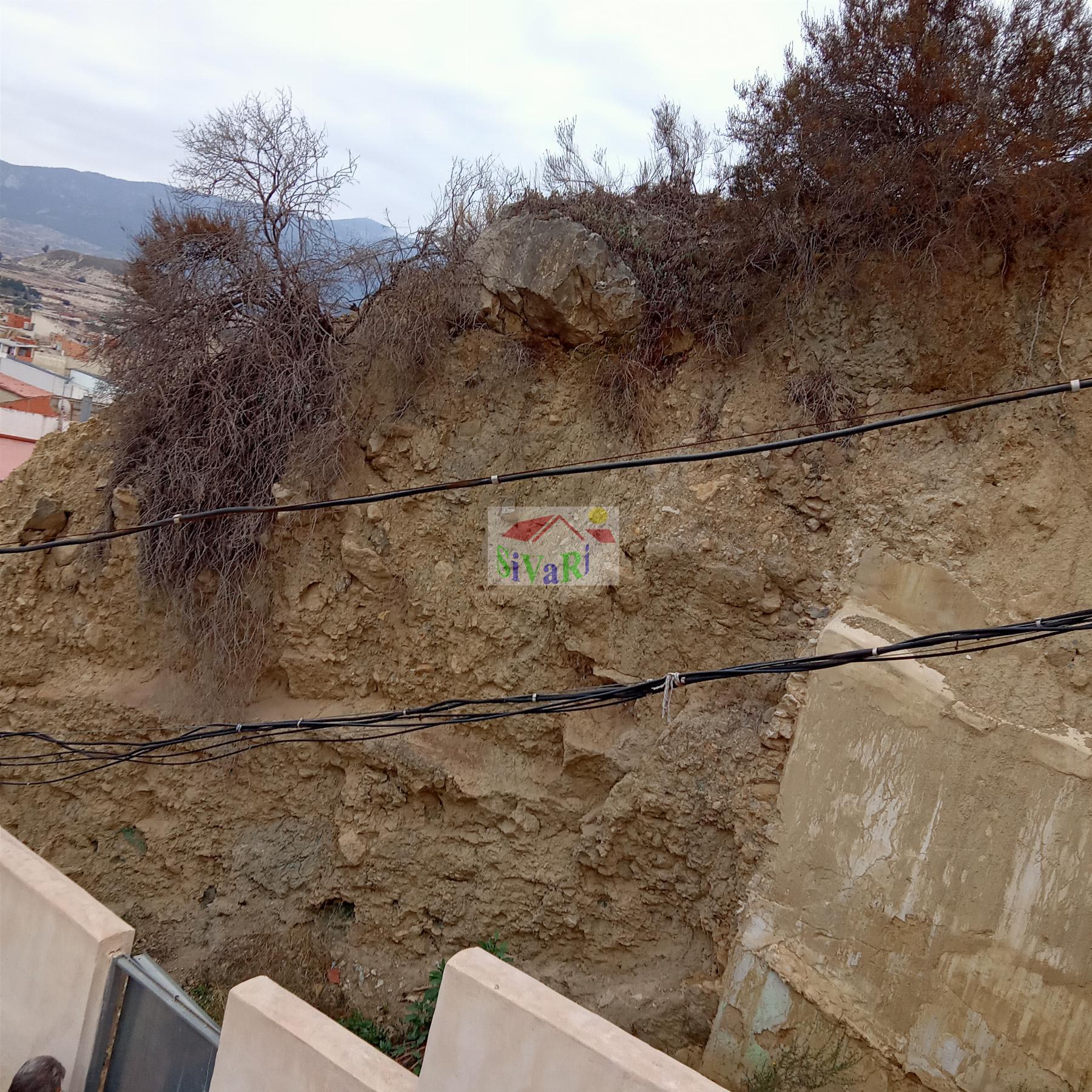 Venta de terreno en Abarán