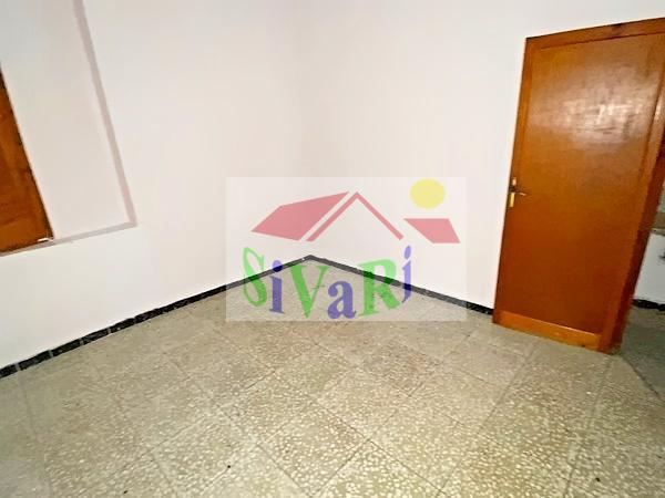 Venta de piso en Abarán