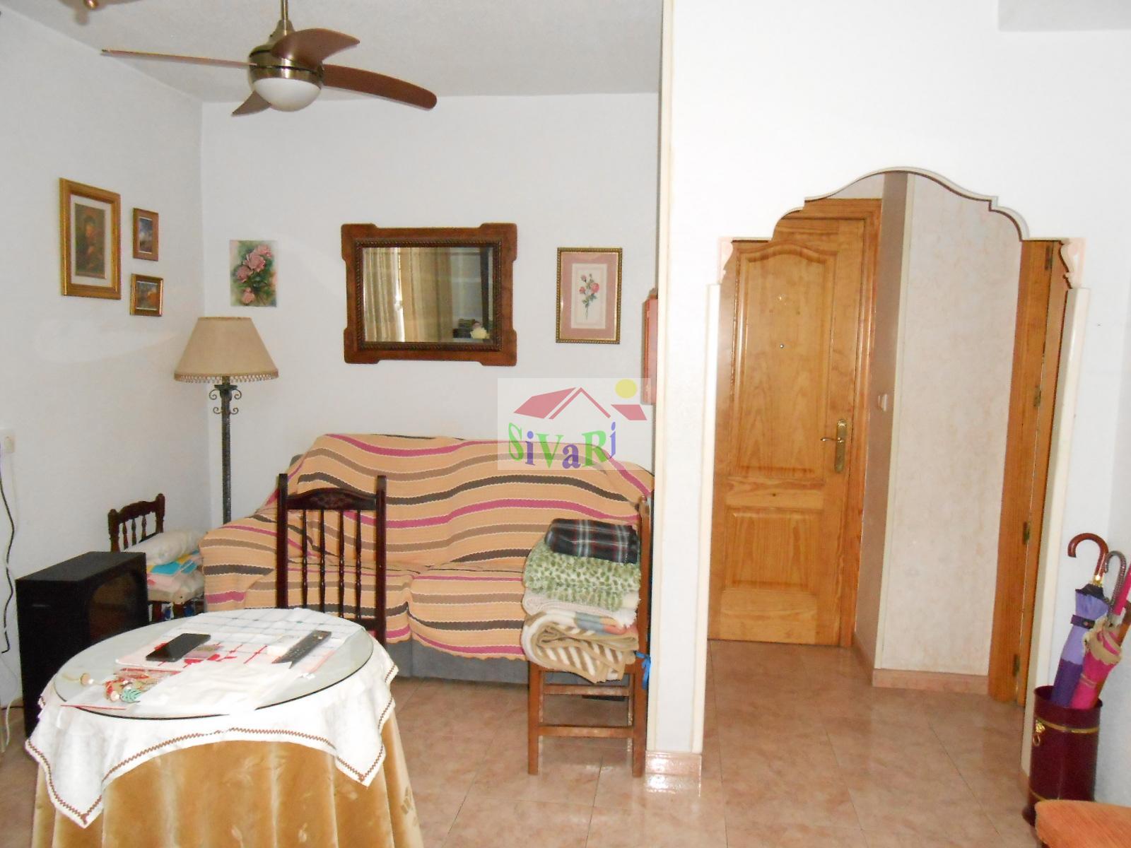 Venta de piso en Abarán