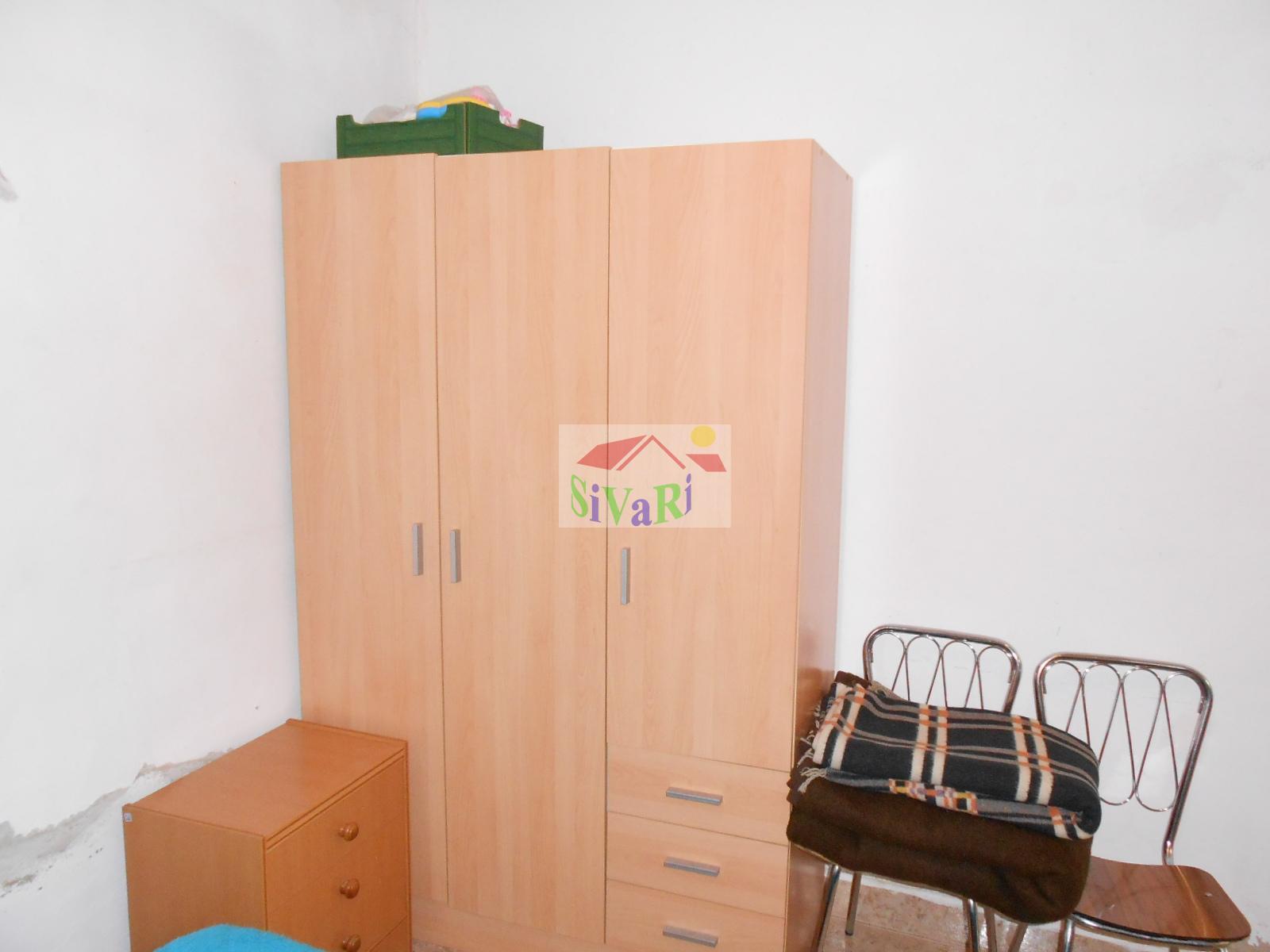 For sale of house in Abarán