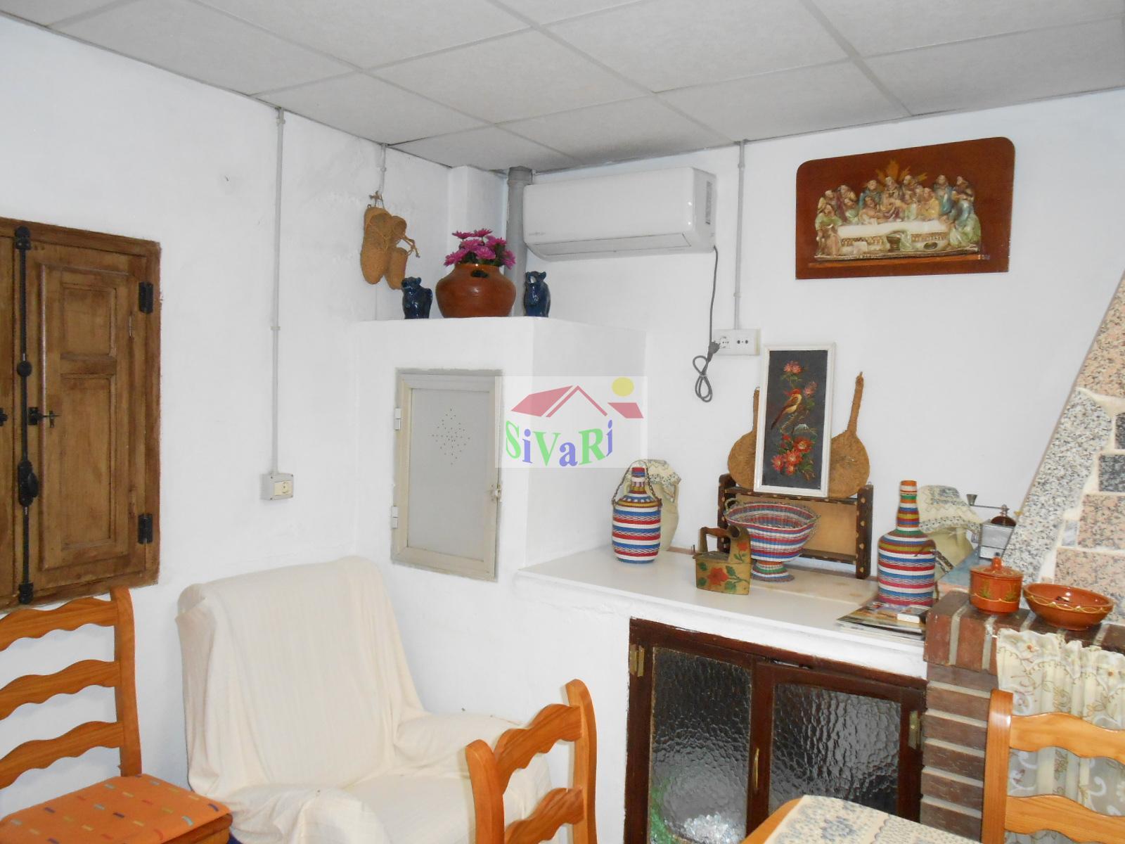For sale of house in Abarán