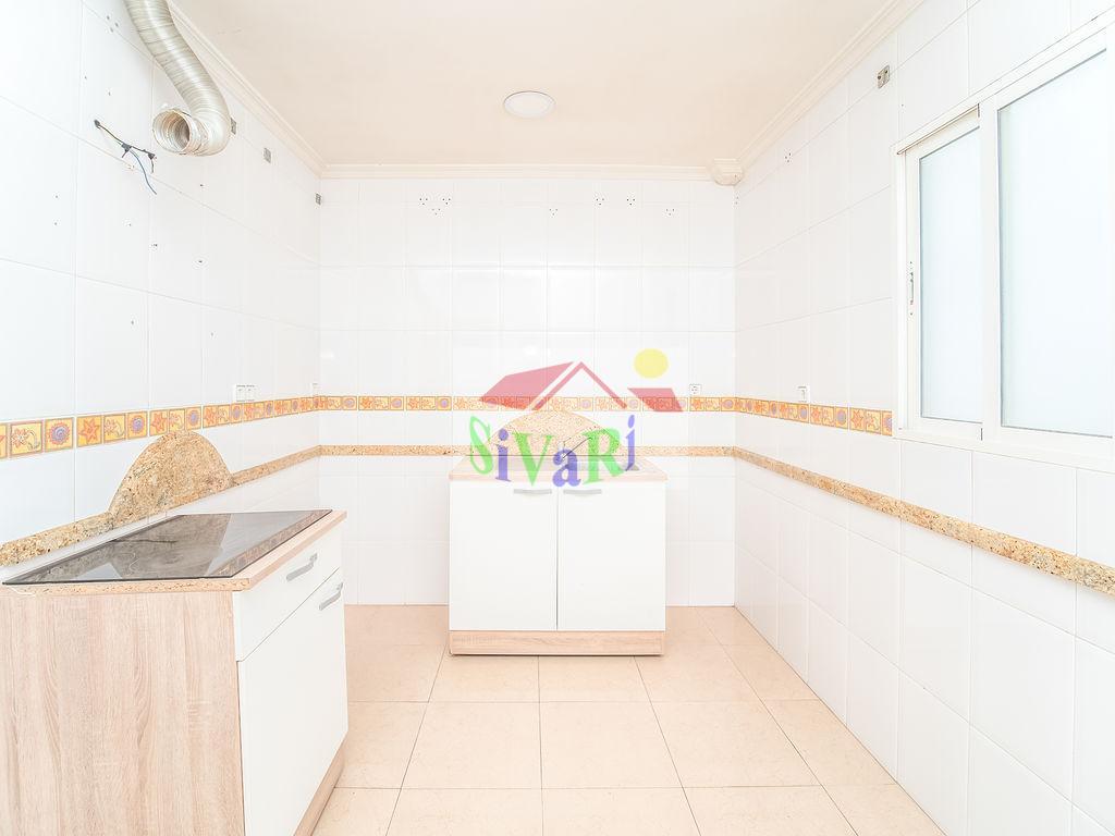For sale of flat in Cieza