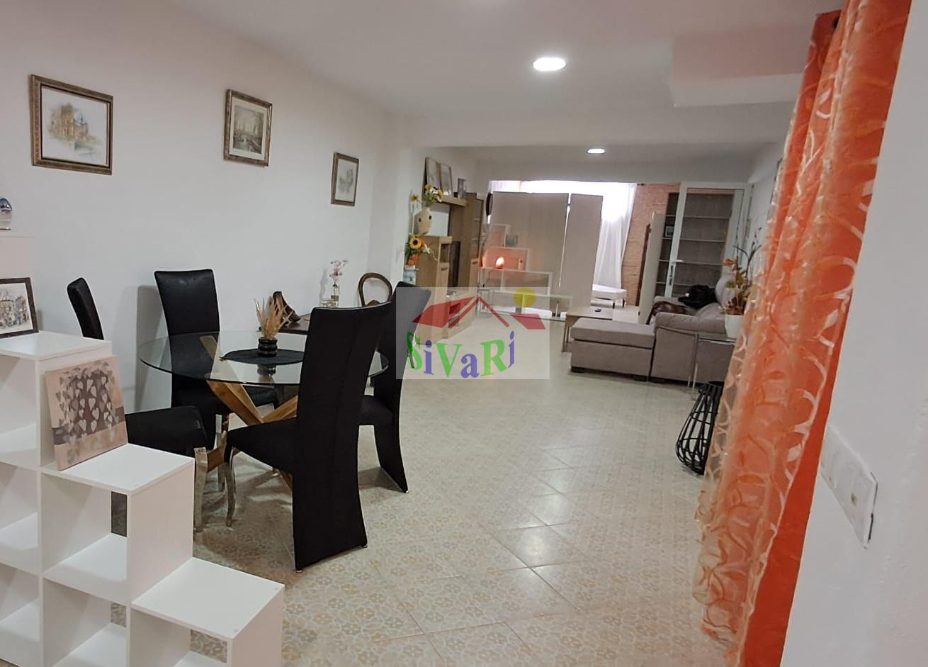 Venta de piso en Abarán