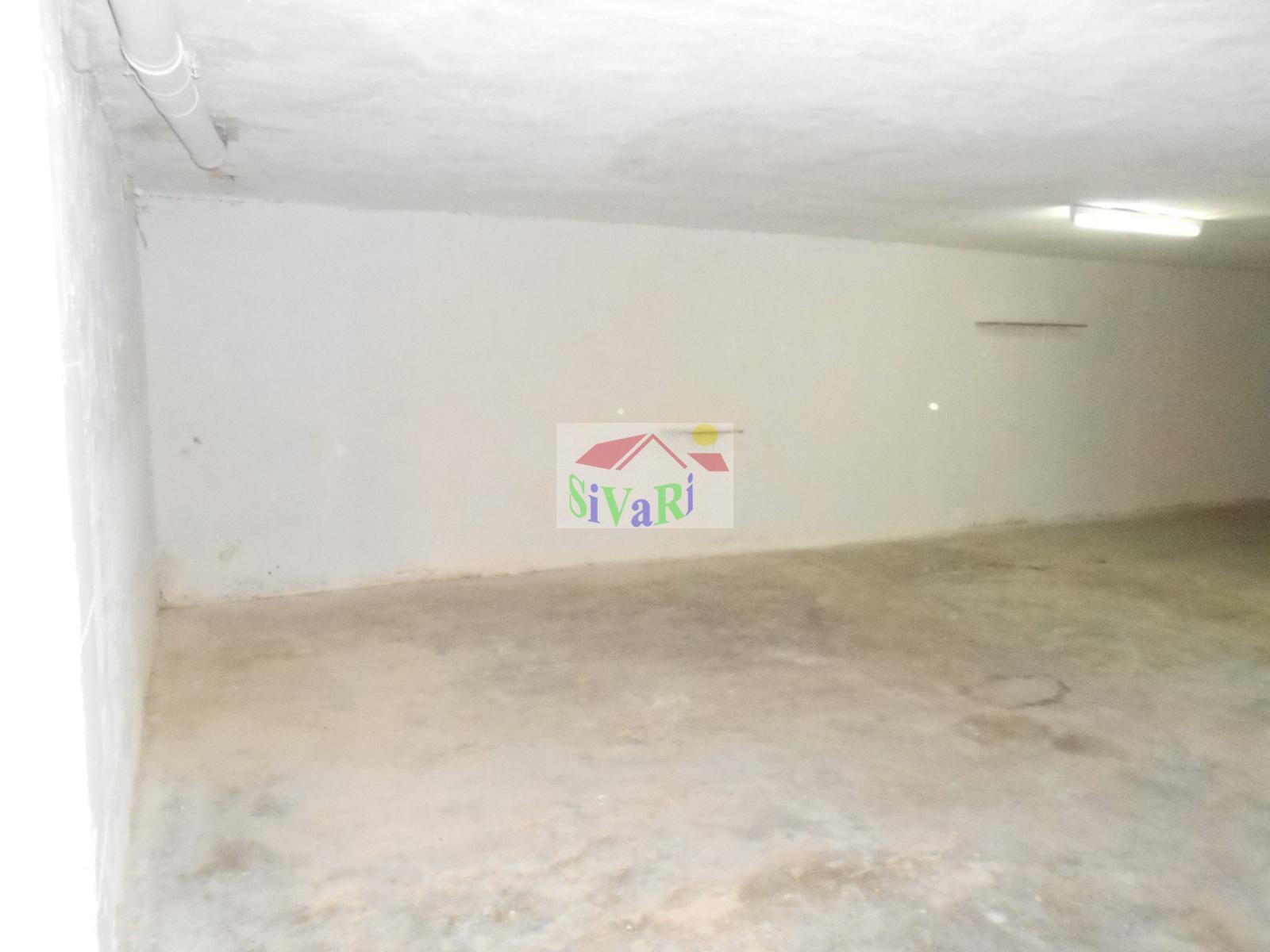 Venta de local en Abarán