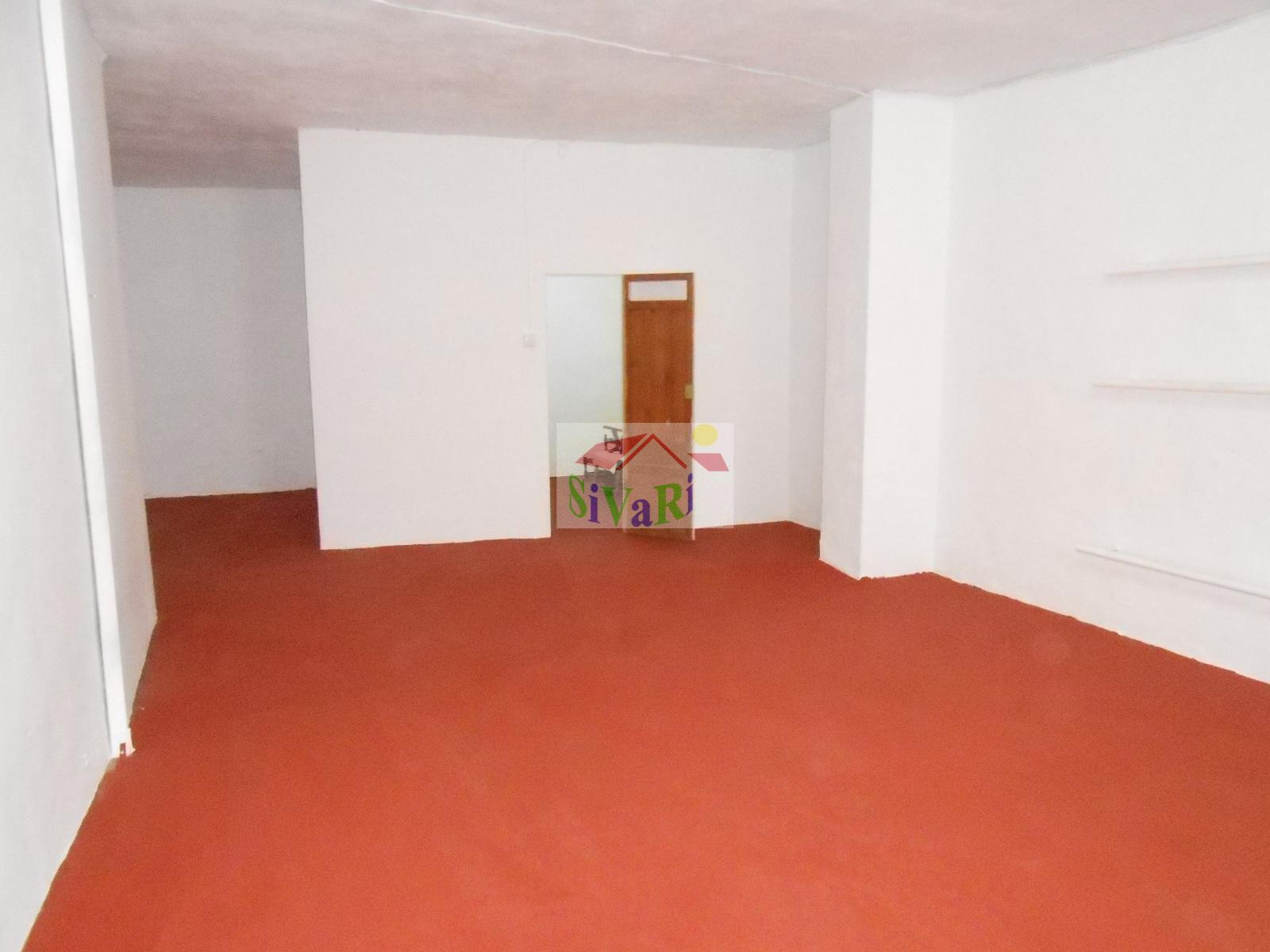 Venta de local en Abarán
