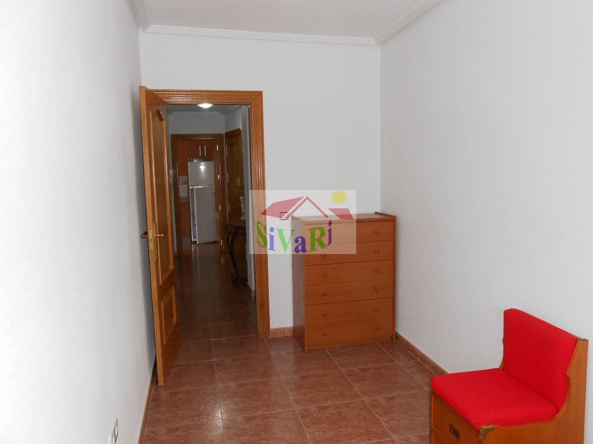 For sale of flat in Alcantarilla