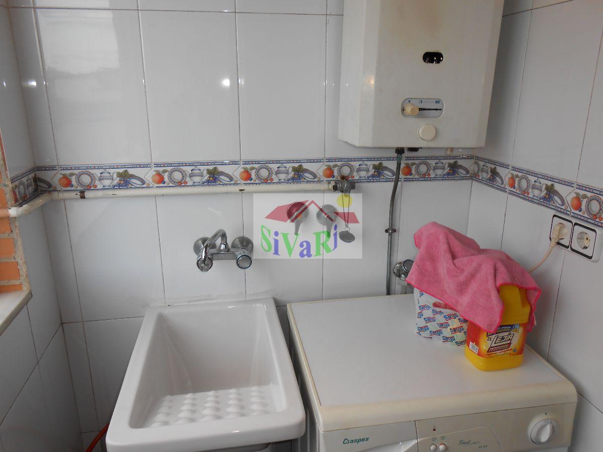 For sale of flat in Alcantarilla