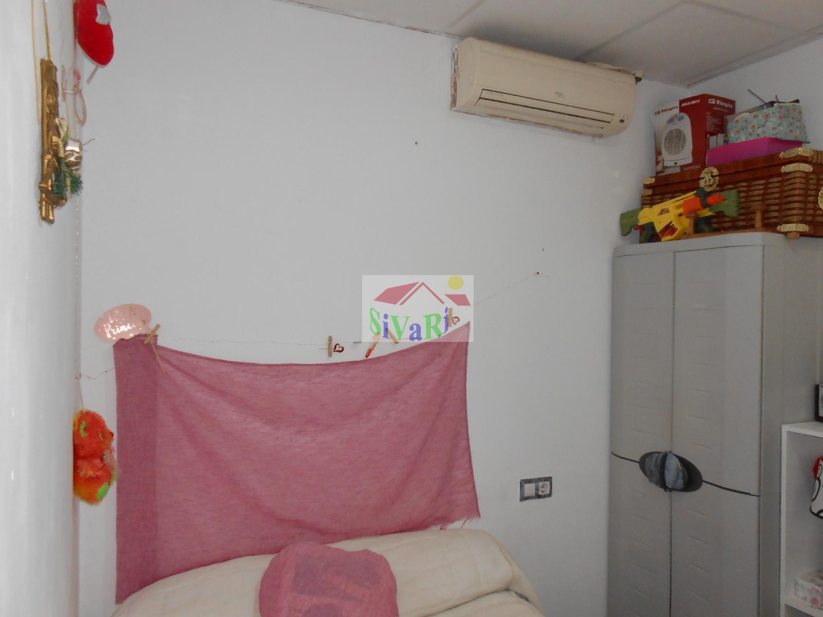 For sale of house in Abarán