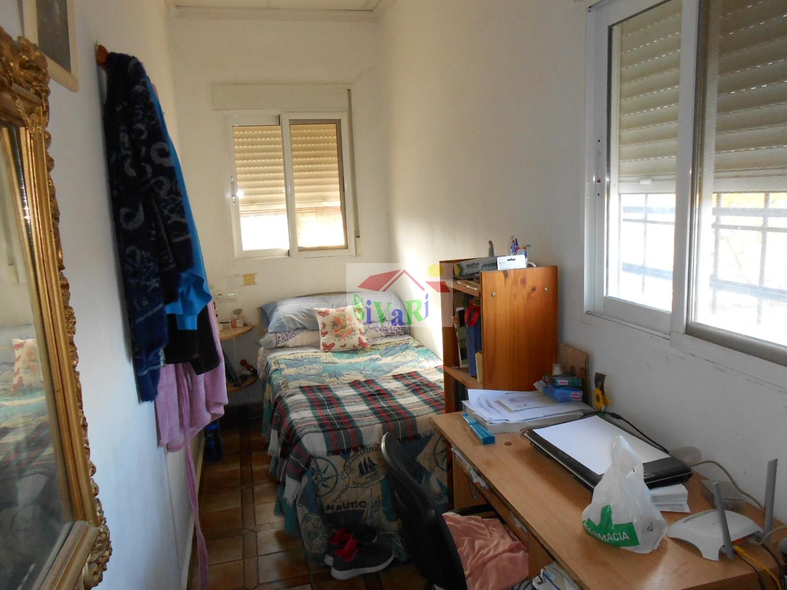 For sale of house in Abarán