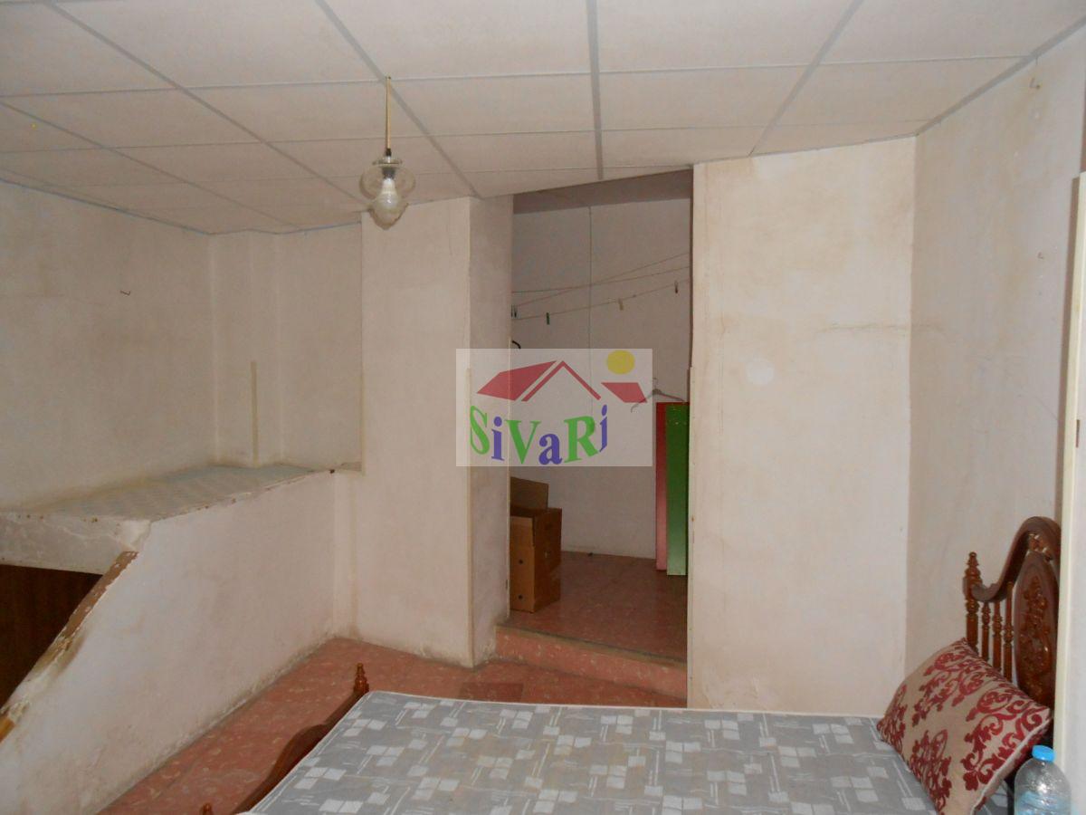 For sale of house in Abarán